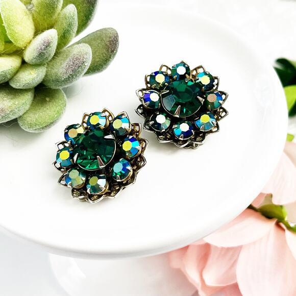 Vintage Aurora Borealis Green Flower Clip Earrings - Picture 3 of 5